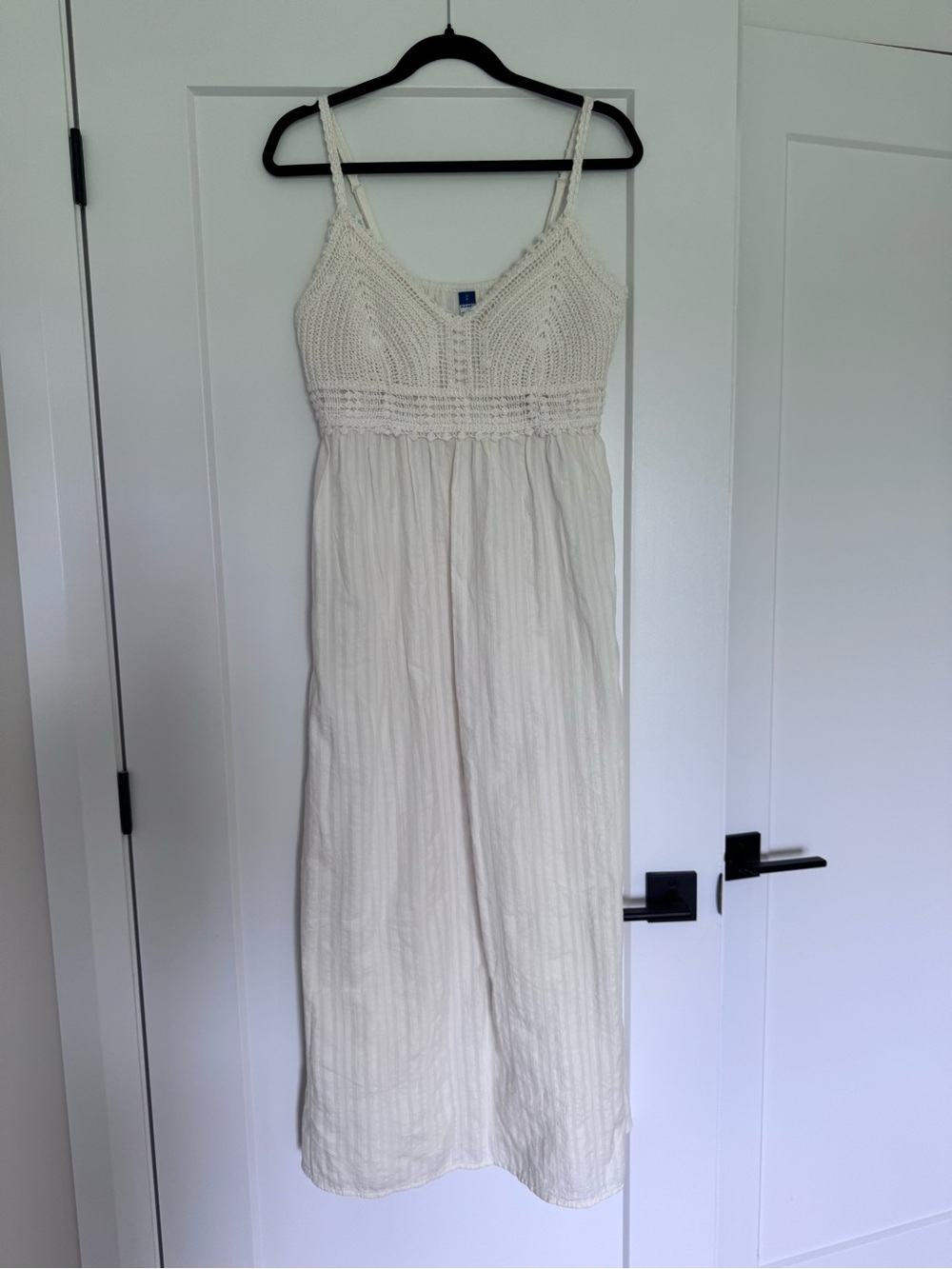 Old Navy Cream Crochet Maxi Dress with Lace Detailing